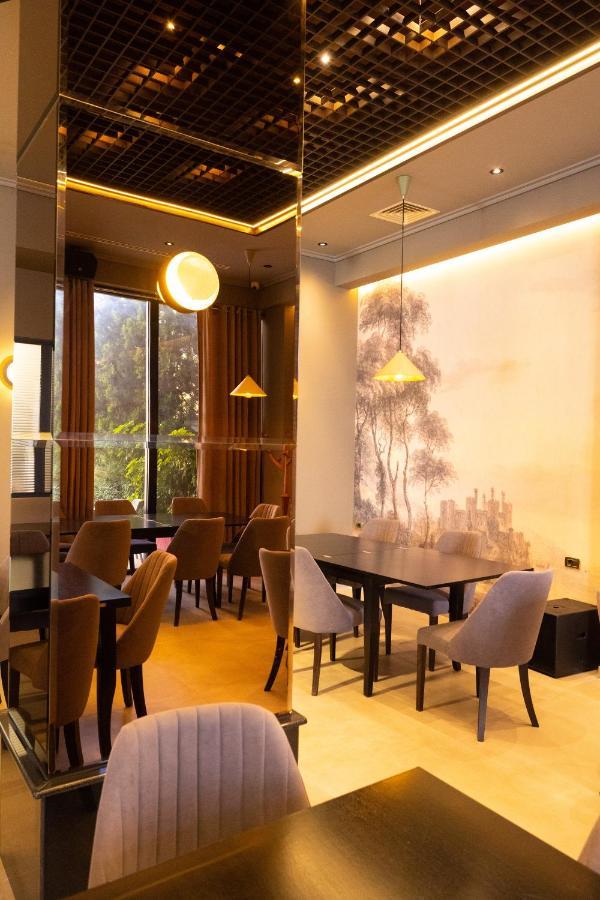 New Donantelo Hotel Vlora Kültér fotó