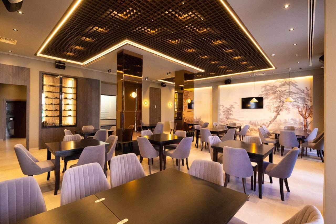 New Donantelo Hotel Vlora Kültér fotó