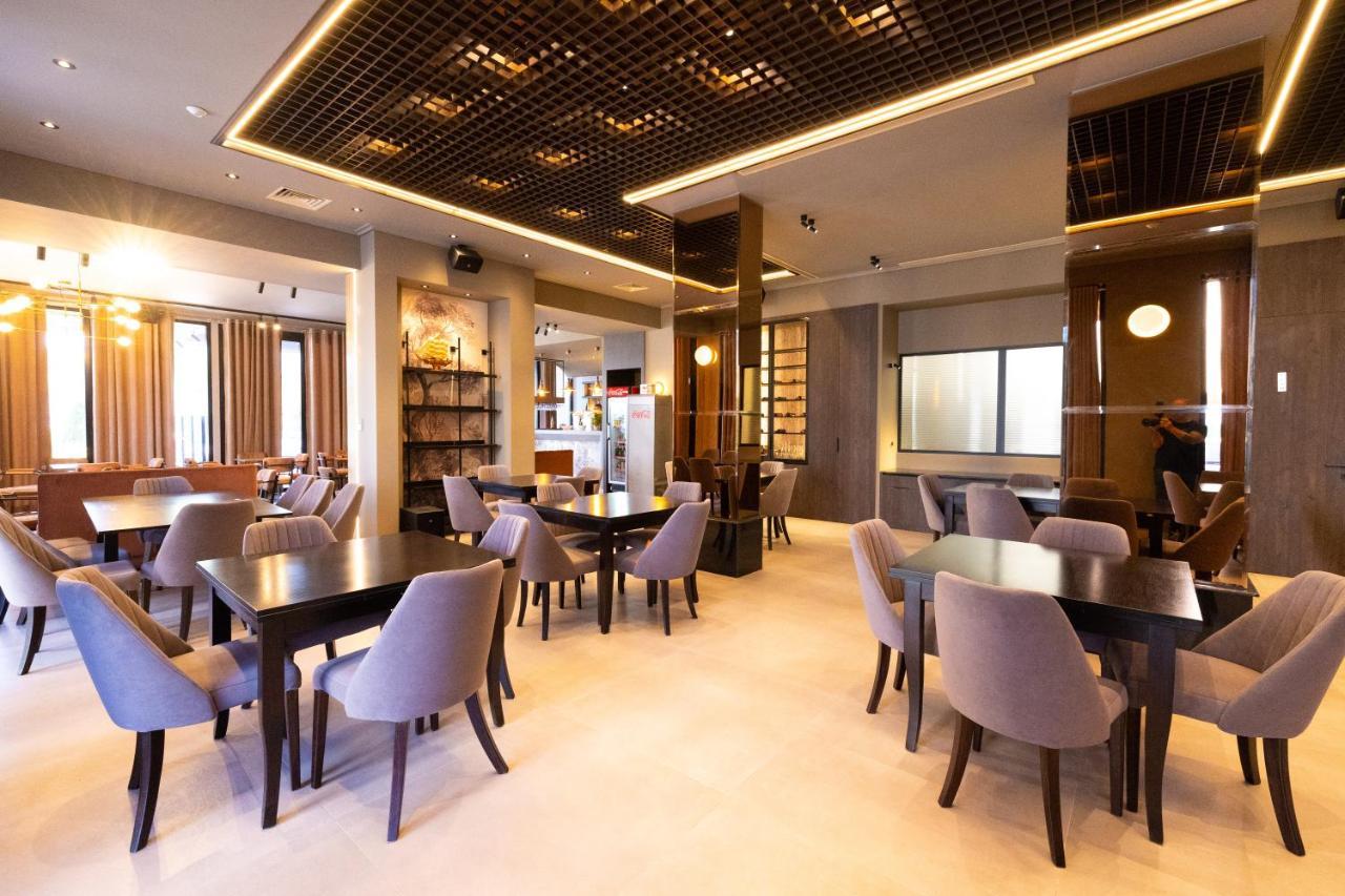 New Donantelo Hotel Vlora Kültér fotó