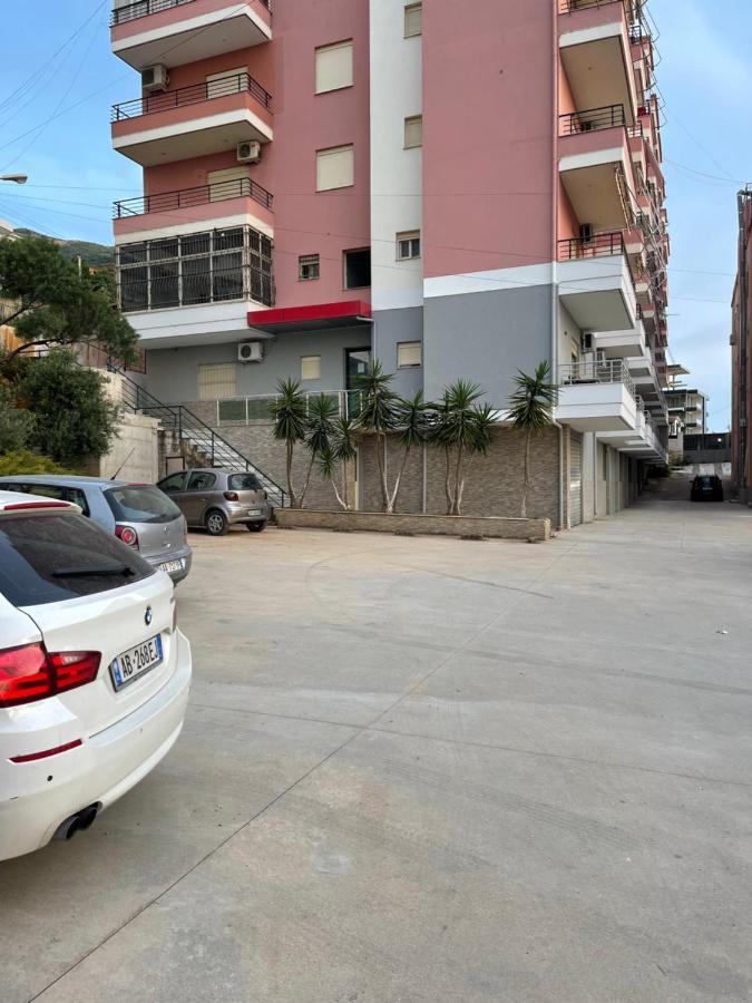 New Donantelo Hotel Vlora Kültér fotó