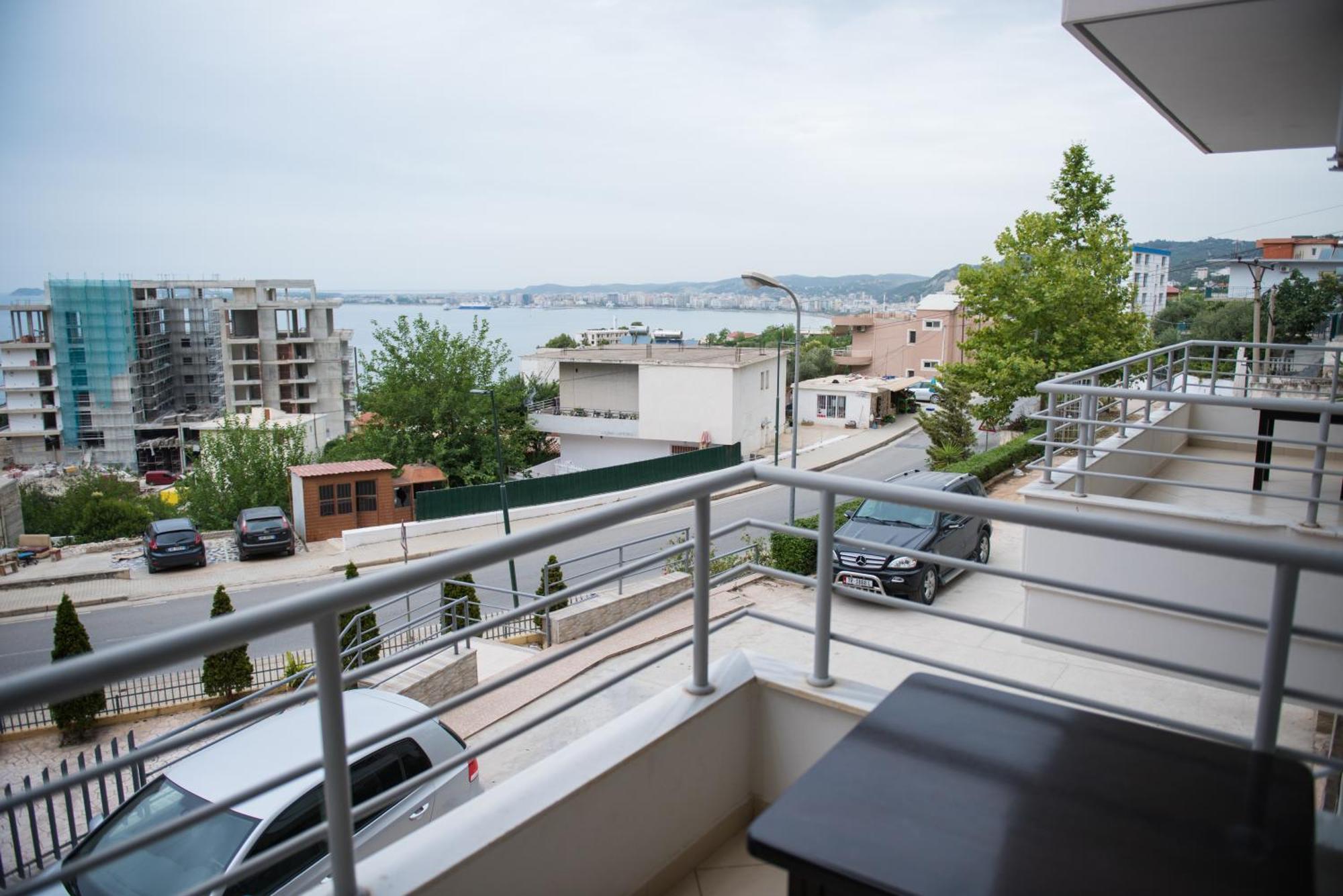 New Donantelo Hotel Vlora Kültér fotó